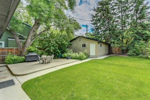 409 12 Avenue Nw, Calgary, AB - Outdoor