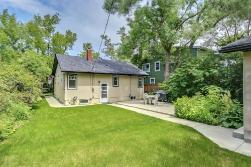 409 12 Avenue Nw, Calgary, AB - Outdoor