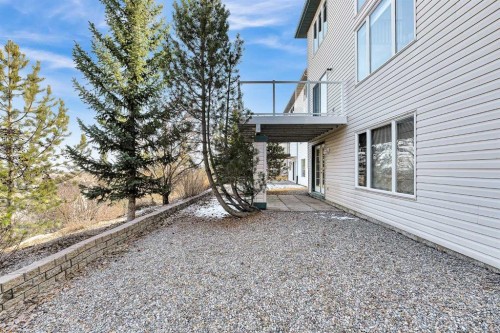 271 Edgebrook Park Nw, Calgary, AB - Outdoor