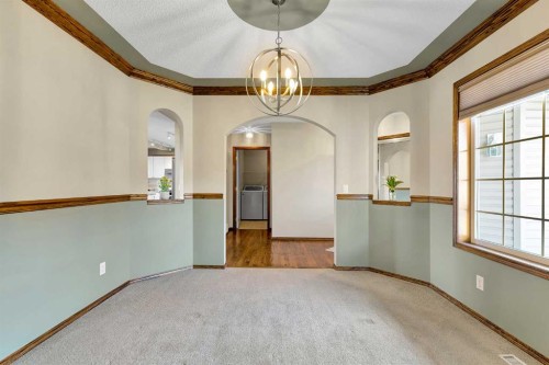 271 Edgebrook Park Nw, Calgary, AB - Indoor Photo Showing Other Room