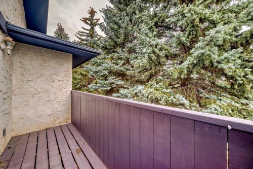 81 Bearberry Close Nw, Calgary, AB - Outdoor With Balcony