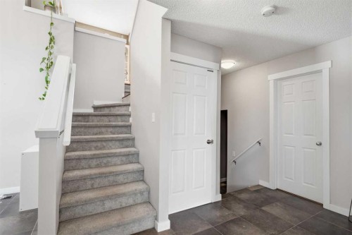 223 Copperfield Green, Calgary, AB - Indoor Photo Showing Other Room