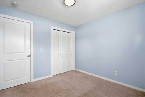 223 Copperfield Green, Calgary, AB - Indoor Photo Showing Other Room