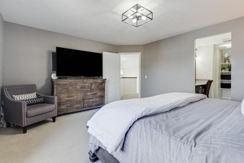 117 Mahogany Place Se, Calgary, AB - Indoor Photo Showing Bedroom