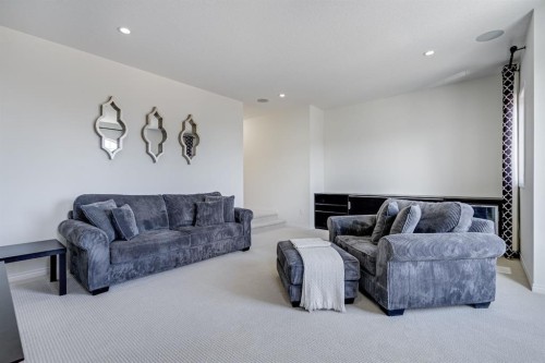 117 Mahogany Place Se, Calgary, AB - Indoor Photo Showing Living Room