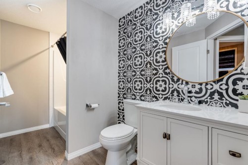 117 Mahogany Place Se, Calgary, AB - Indoor Photo Showing Bathroom