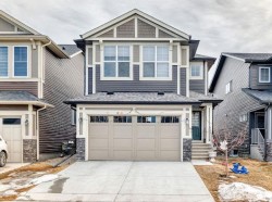 198 Lucas Heights NW Calgary, AB T3P 1X4
