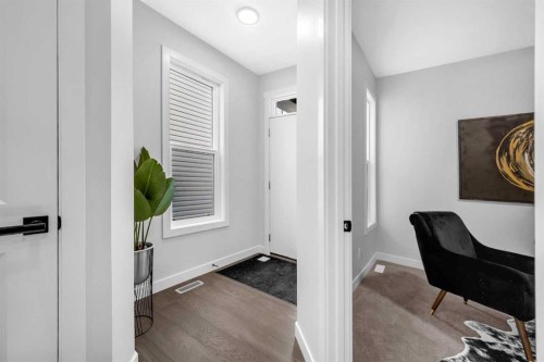55 Amblehurst Link Nw, Calgary, AB - Indoor Photo Showing Other Room