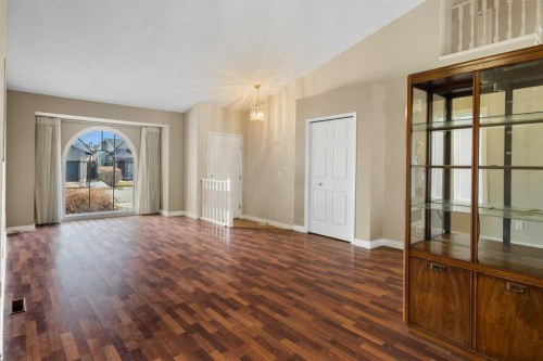 103 Riverside Way Se, Calgary, AB - Indoor