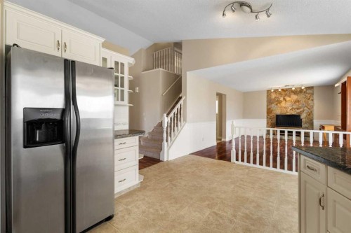 103 Riverside Way Se, Calgary, AB - Indoor