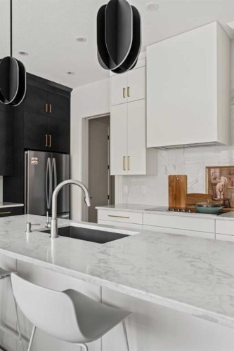 68 Cranbrook Cape Se, Calgary, AB 