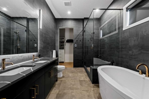 68 Cranbrook Cape Se, Calgary, AB 