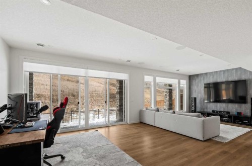 68 Cranbrook Cape Se, Calgary, AB 