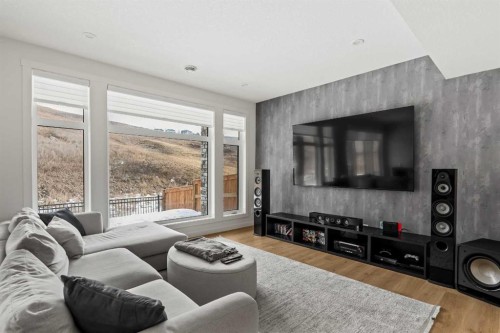 68 Cranbrook Cape Se, Calgary, AB 