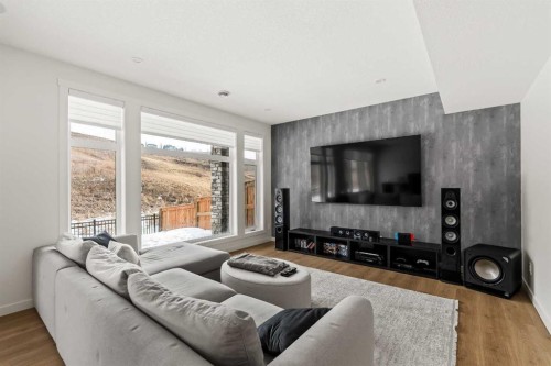 68 Cranbrook Cape Se, Calgary, AB 