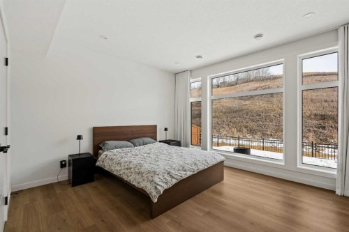 68 Cranbrook Cape Se, Calgary, AB 