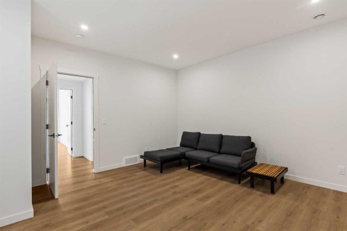 68 Cranbrook Cape Se, Calgary, AB 