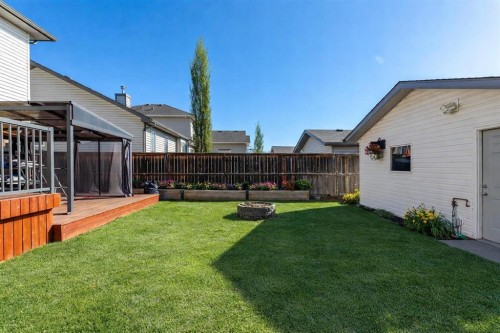 83 Luxstone Crescent Sw, Airdrie, AB - Outdoor With Exterior