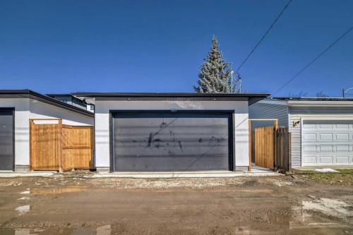 2107 Victoria Crescent Nw, Calgary, AB - Outdoor
