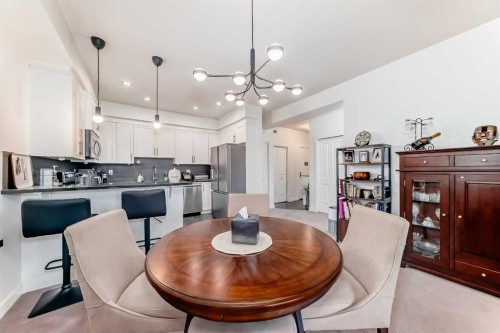 211-1005A Westmount Drive, Strathmore, AB - Indoor Photo Showing Dining Room