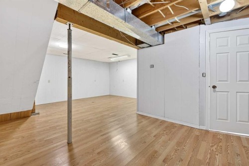 159 Shawglen Road Sw, Calgary, AB - Indoor