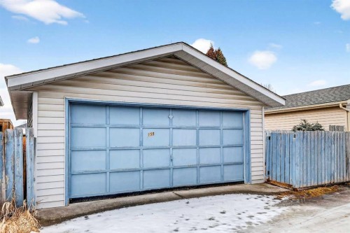 159 Shawglen Road Sw, Calgary, AB - Outdoor