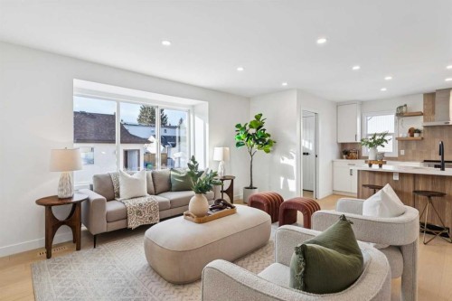 4547 Passchendaele Road Sw, Calgary, AB - Indoor Photo Showing Living Room