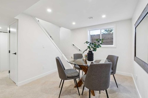 4547 Passchendaele Road Sw, Calgary, AB - Indoor Photo Showing Dining Room