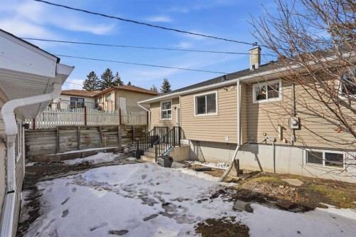 1 Thorncliffe Crescent Nw, Calgary, AB - Outdoor