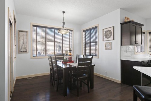 125 Seagreen Manor, Chestermere, AB - Indoor Photo Showing Dining Room