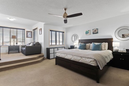 125 Seagreen Manor, Chestermere, AB - Indoor Photo Showing Bedroom