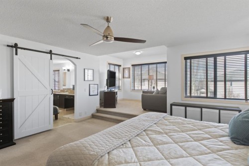 125 Seagreen Manor, Chestermere, AB - Indoor Photo Showing Bedroom