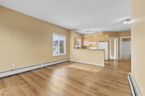 8318-70 Panamount Drive Nw, Calgary, AB - Indoor