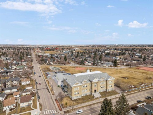 1104A Regent Crescent Ne, Calgary, AB - Outdoor With View