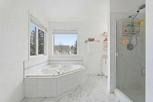412 Sheep River Point, Okotoks, AB - Indoor Photo Showing Bathroom