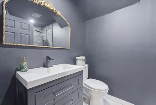 412 Sheep River Point, Okotoks, AB - Indoor Photo Showing Bathroom