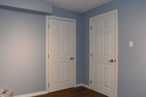 66 Cramond Circle Se, Calgary, AB - Indoor Photo Showing Other Room