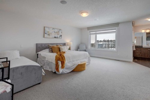 546 Sherwood Boulevard Nw, Calgary, AB - Indoor Photo Showing Bedroom