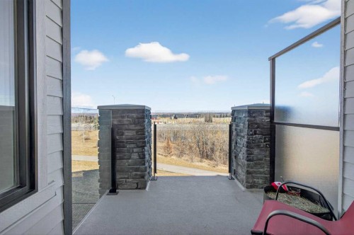 116 Crestridge Common Sw, Calgary, AB - Outdoor