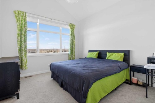 116 Crestridge Common Sw, Calgary, AB - Indoor Photo Showing Bedroom
