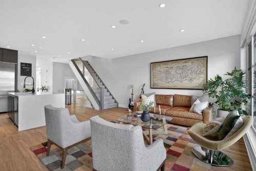 1928 27 Avenue Sw, Calgary, AB - Indoor Photo Showing Living Room