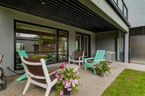 1928 27 Avenue Sw, Calgary, AB - Outdoor With Deck Patio Veranda With Exterior