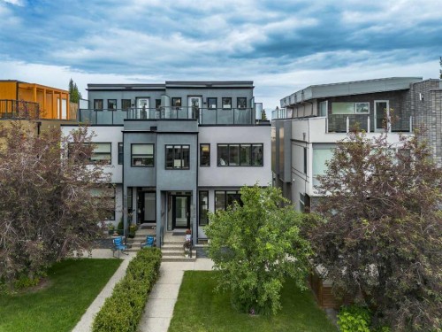 1928 27 Avenue Sw, Calgary, AB - Outdoor With Balcony