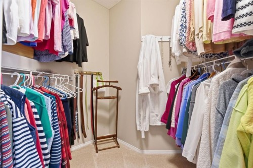 3611 Douglas Ridge Boulevard Se, Calgary, AB - Indoor With Storage