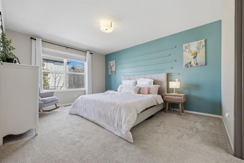 112 Evanston View Nw, Calgary, AB - Indoor Photo Showing Bedroom