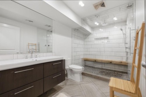 112 Evanston View Nw, Calgary, AB - Indoor Photo Showing Bathroom