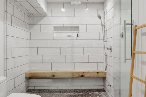 112 Evanston View Nw, Calgary, AB - Indoor Photo Showing Bathroom