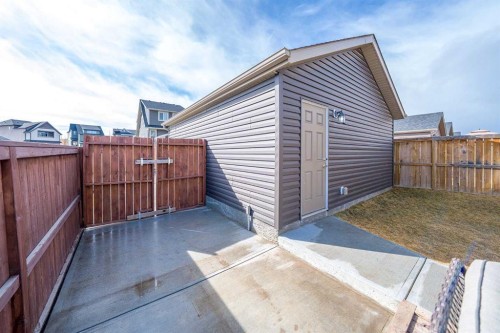 211 Fireside Drive, Cochrane, AB 