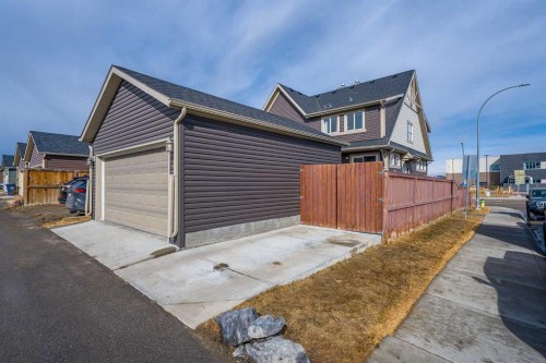 211 Fireside Drive, Cochrane, AB 