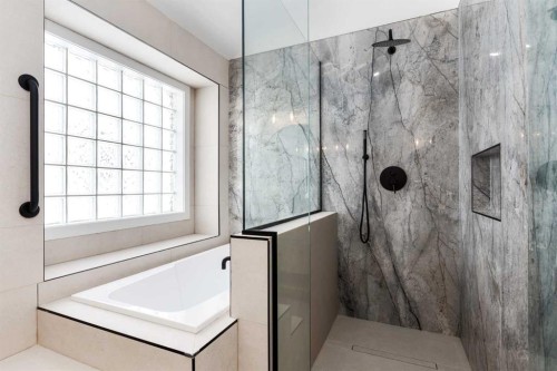 58 Edgevalley Close Nw, Calgary, AB - Indoor Photo Showing Bathroom